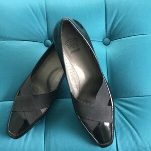 Joan & David Circa Comfort 365 Black Patent Leather Wedge Shoes - NWOT